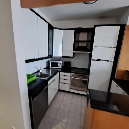 Apartamento In Split, Near The Old Town, Three Rooms, Balcony, Garage