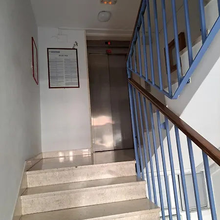 In Split, Near The Old Town, Three Rooms, Balcony, Garage سبليت