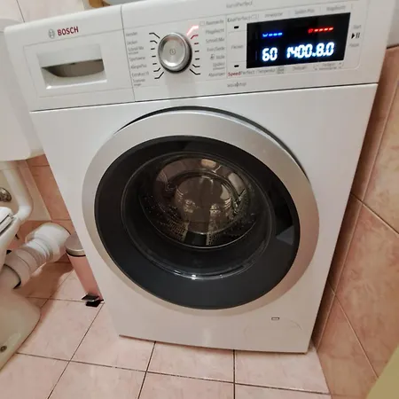 아파트 In Split, Near The Old Town, Three Rooms, Balcony, Garage 스플리트